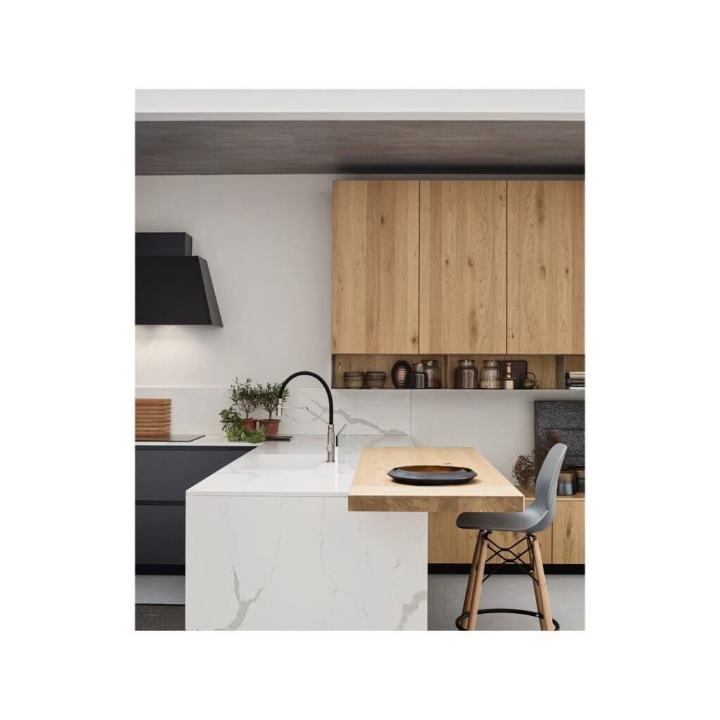 La cucina, il luogo ideale per rilassarsi, divertirsi, incontrarsi. 

#ArrexLeCucine #ArrexKitchens #cucine #kitchens  #home  #interior #kitchenlove #kitchenideas #madeinitaly #kitchenstyle #arredamento #madeinitaly #vitaincasa  #vitaincucina #InItaliaConArrex #design #interiordesign #cucinemoderne #lamiaArrex #myarrex